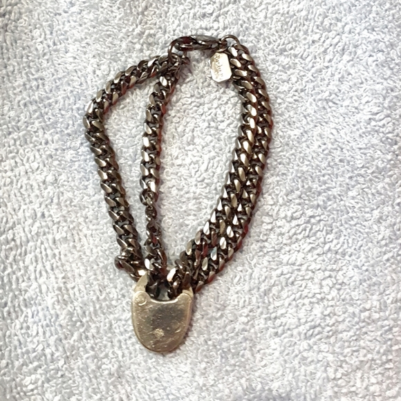 Archive Heart Padlock Bracelet - Picture 5 of 6